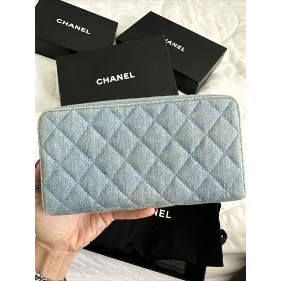 CHANEL Denim Quilted Zip Around Wallet W/Box & Dust Bag - Picture 5 of 16